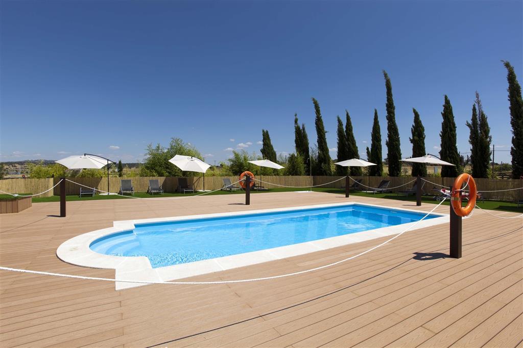 Hospes Palacio De Arenales & Spa Caces Einrichtungen foto Swimming pool